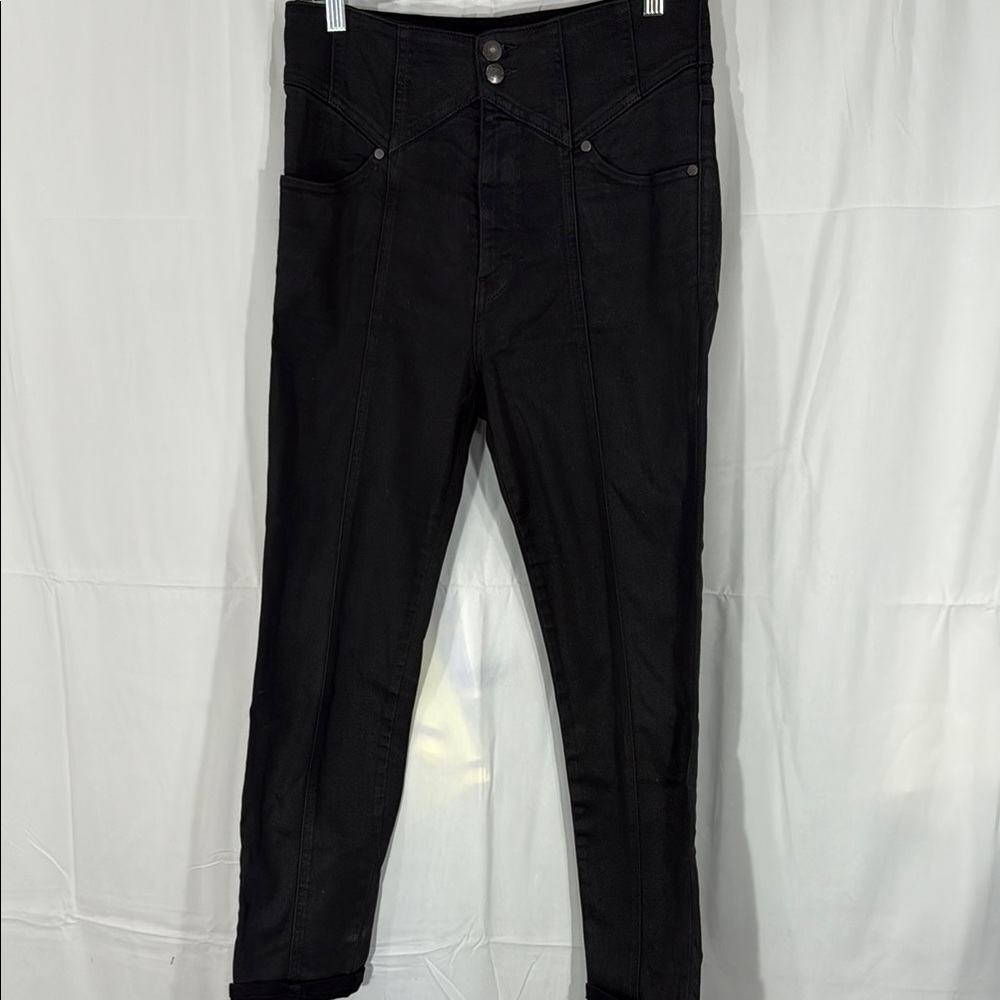 Noam High Rise Black Jeans with Classic Style Size 28 Inseam 24”